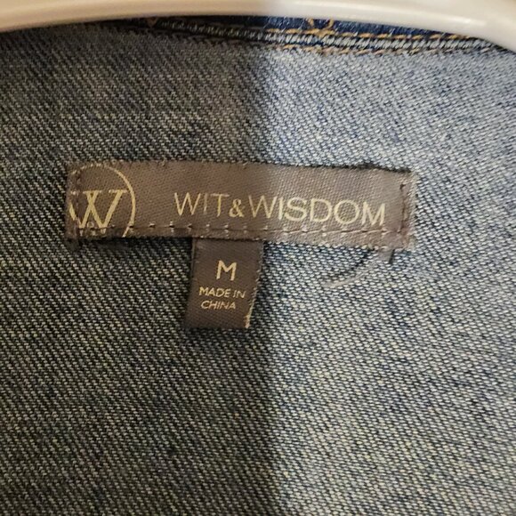 Wit & Wisdom Western Denim Trucker Jacket NWOT Blue Med - Picture 7 of 10